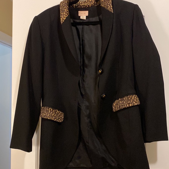 Black and leopard polyester blazer with shoulder pads size medium - Picture 3 of 4